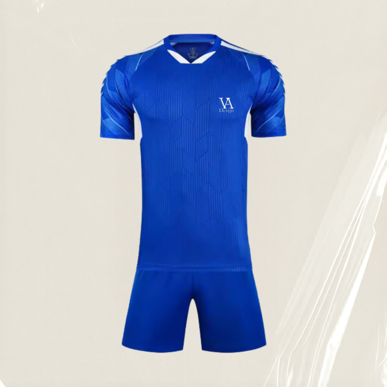 Schwarzes T-Shirt mit dem Aufdruck "VA" und "Design" auf der Rückseite.